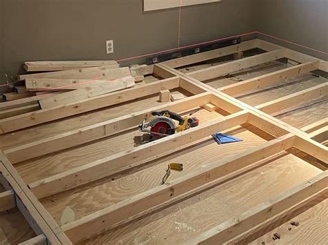 how to level floor joists