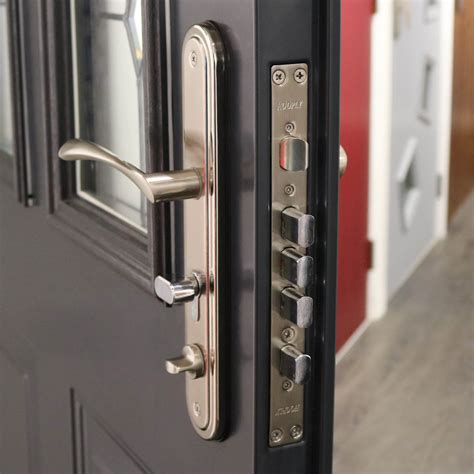 how to lock front door with key
