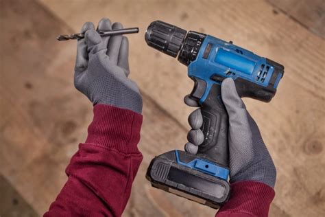 How To Lock In Drill Bit