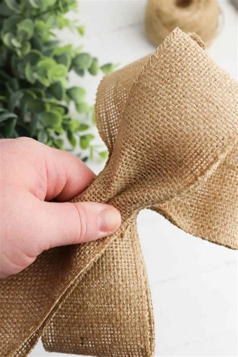 How To Make A Bow With Ribbon And Burlap