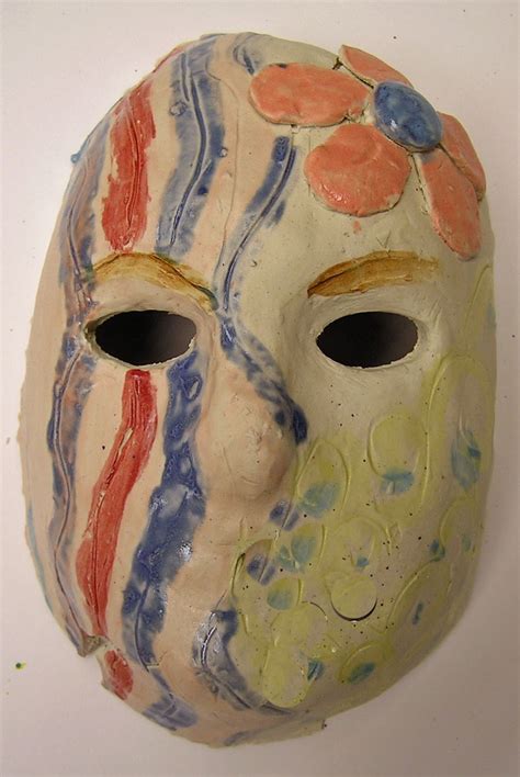 how to make a ceramic mask for students