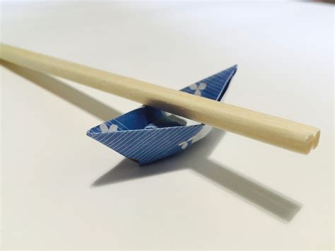 how to make a chopstick holder