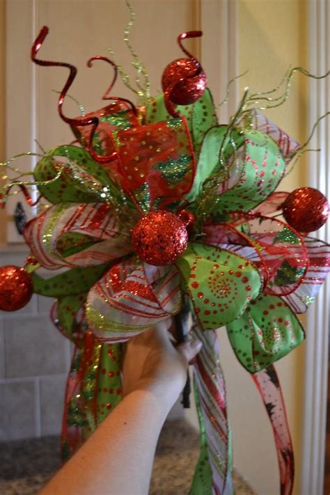 How To Make A Christmas Tree Topper With Mesh