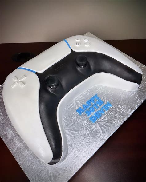 how to make a controller cake