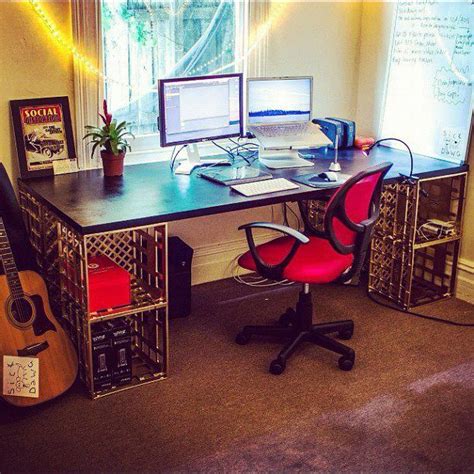 How To Make A Desk Using Crates
