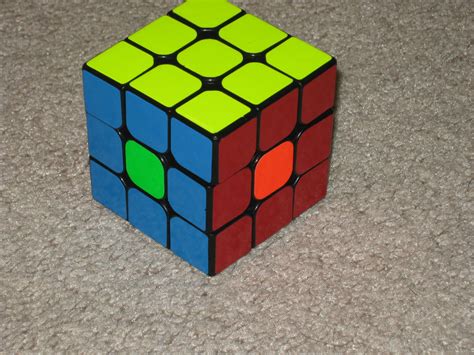 how to make a dot pattern on a rubik's cube