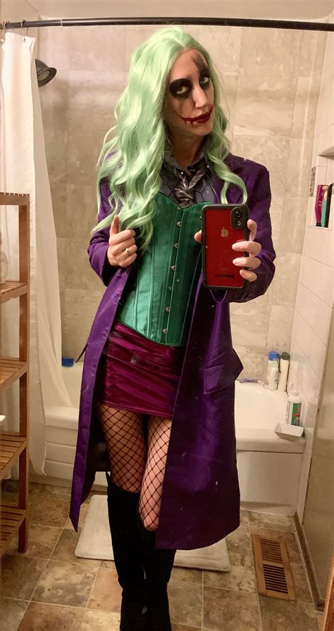 how to make a female joker costume