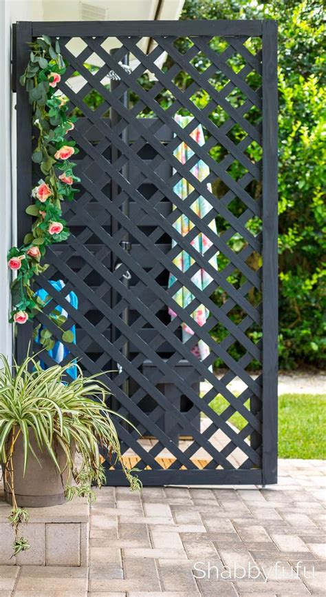 How To Make A Folding Screen Using Lattice
