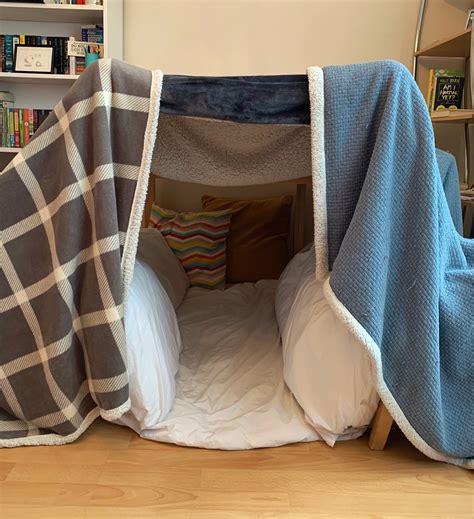 How To Make A Fort Using Pillows And Blankets