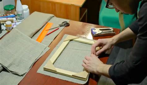How To Make A Frame For A Canvas