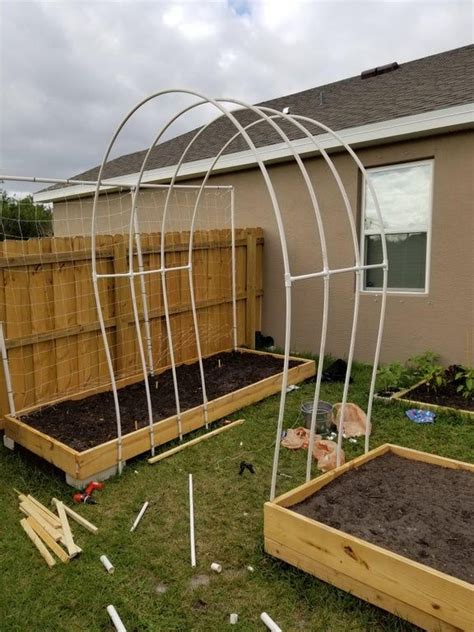 how to make a garden arch with PVC pipe