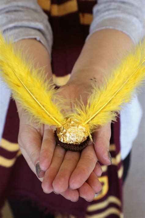 how to make a golden snitch