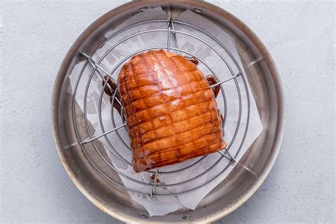 How To Make A Ham In A Roasting Pan