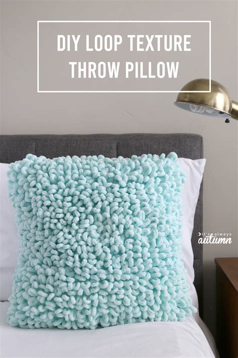 How To Make A Pillow With Loop Yarn