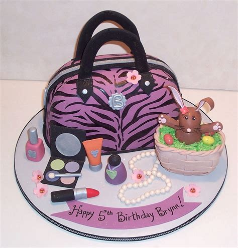 How To Make A Pocketbook Cake