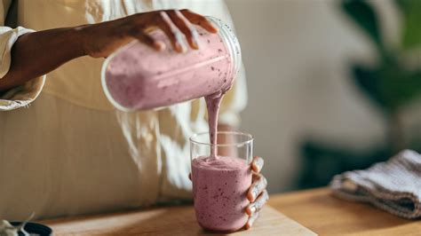 How To Make A Shake In A Blender