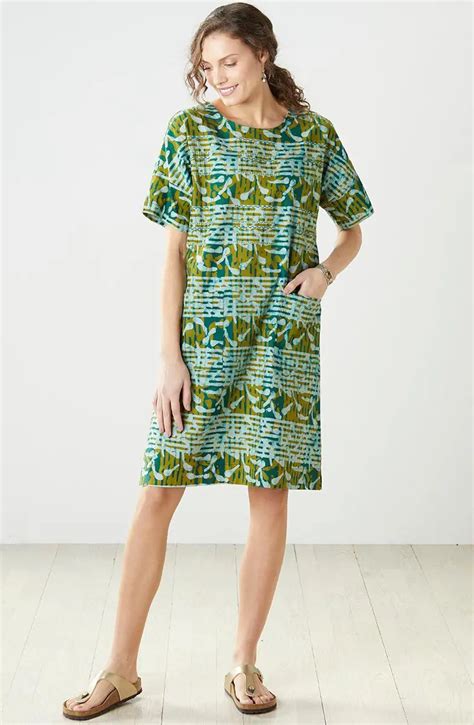 1200+ Women Learn How to Make a Dress Without a Pattern