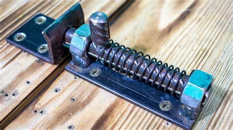 How To Make A Spring Latch