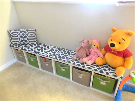 Remodelaholic Toy Box Bench MakeOver