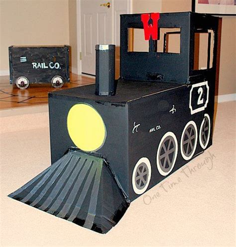 how to make a train from cardboard boxes