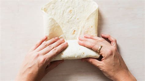 how to make a wrap step by step