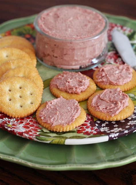 how to make braunschweiger spread