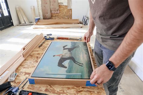 how to make canvas float frame