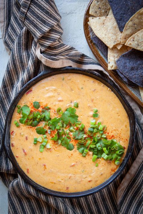 how to make con queso from scratch