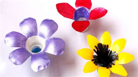 How To Make Flowers Using Plastic Bottles And Thread