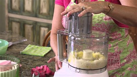 how to make frosting in the food processor