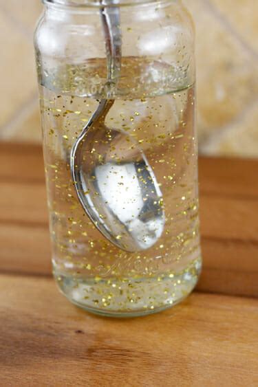 How To Make Glitter Float In Snow Globe