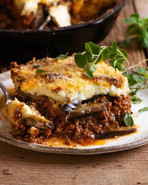 how to make greek moussaka recipe