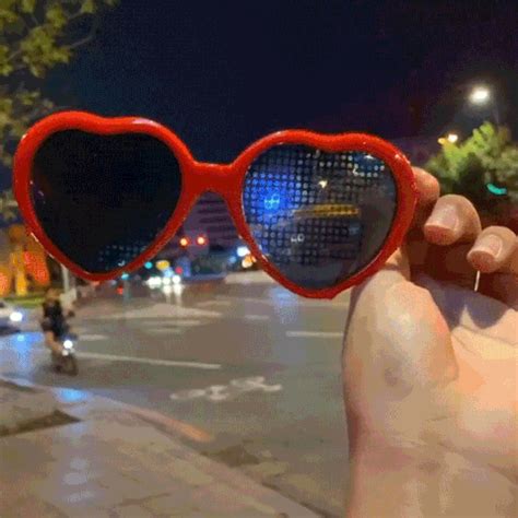 how to make heart diffraction glasses