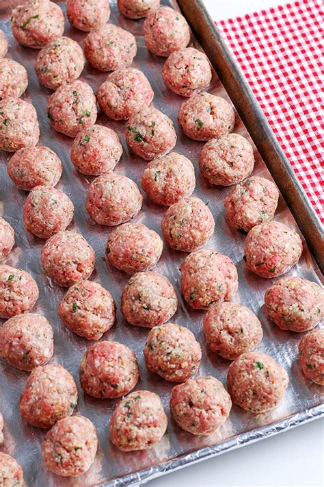 How To Make Meatballs From Scratch