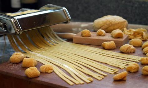 how to make mostaccioli pasta from scratch
