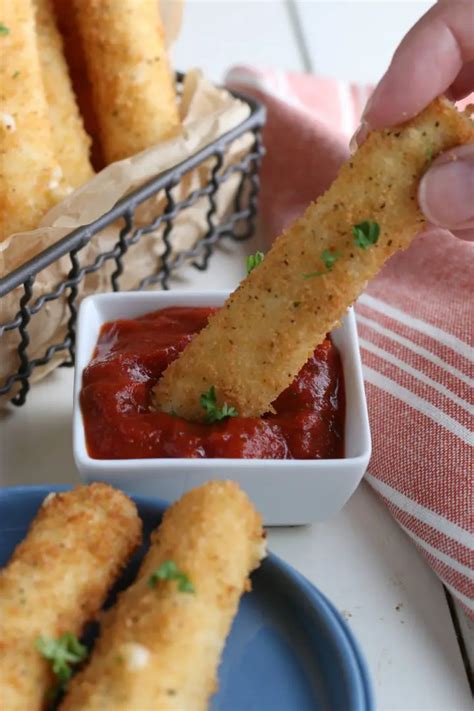 How To Make Mozzarella Sticks With String Cheese And Panko