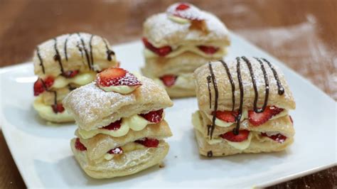how to make napoleons with puff pastry