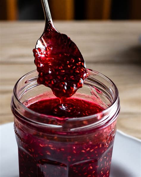 how to make raspberry preserves
