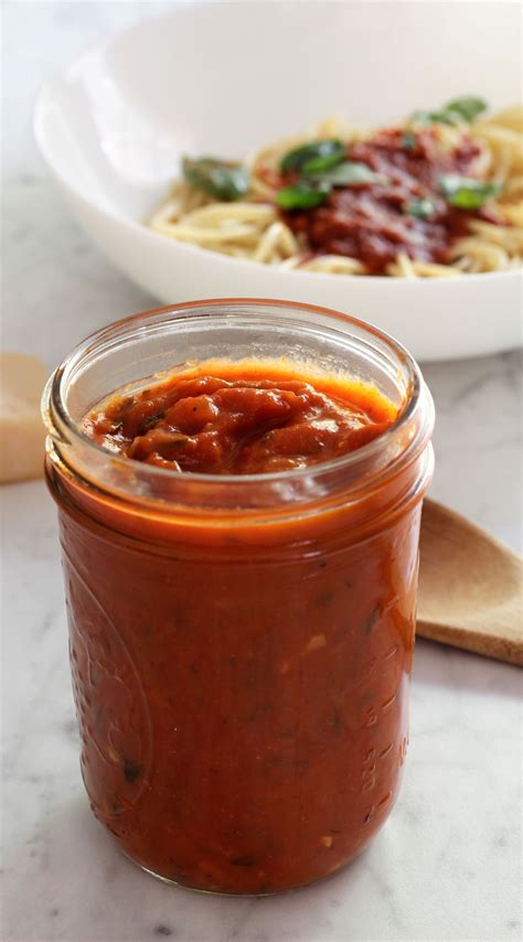 how to make sauce for spaghetti from scratch