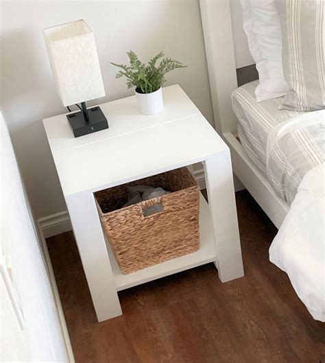 how to make simple bedside table
