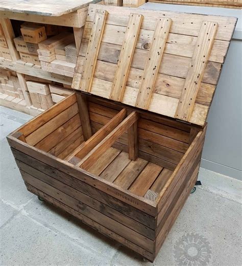 How To Make Storage Box From Pallets