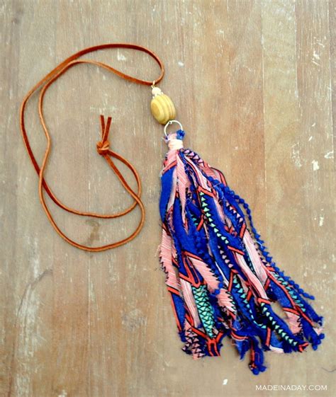 how to make tassels from fabric
