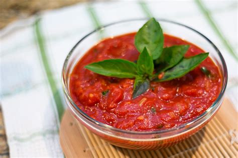 how to make tomato paste using tomato sauce