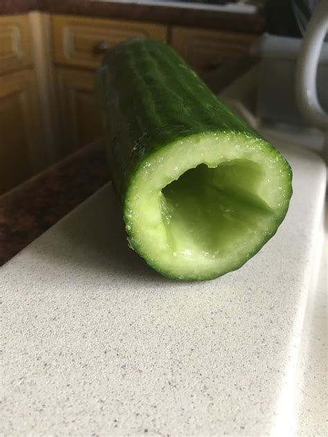 How To Masterbate With A Cucumber - Doxufu