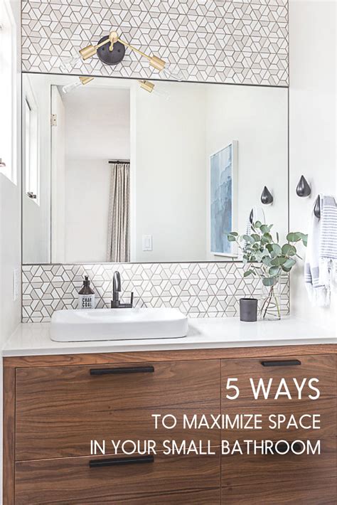 How To Maximize Space In A Tiny Bathroom