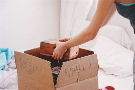 How To Pack Stuff When Moving
