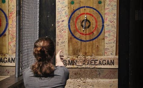 How To Play Axe Throwing