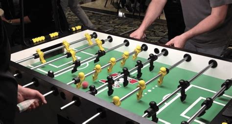 how to play foosball table game