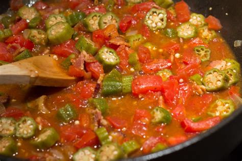 how to prepare and cook okra