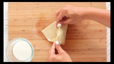 How To Properly Wrap An Egg Roll